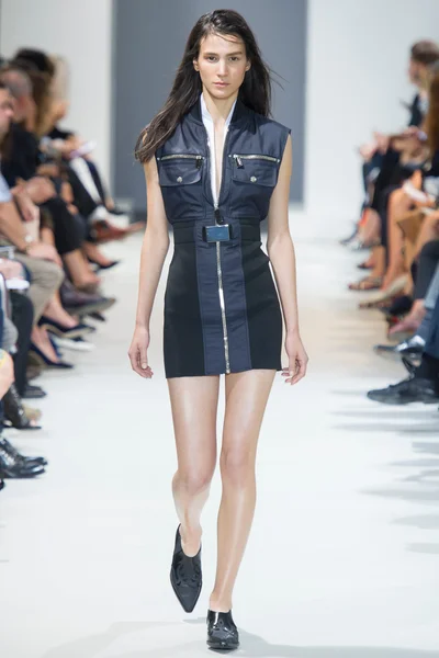 Look 29